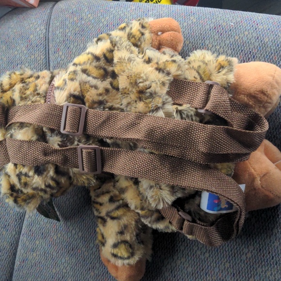 Childrens Brown Leopard Backpack by Critter Paxx. New With Tags. 3+ - Picture 3 of 7